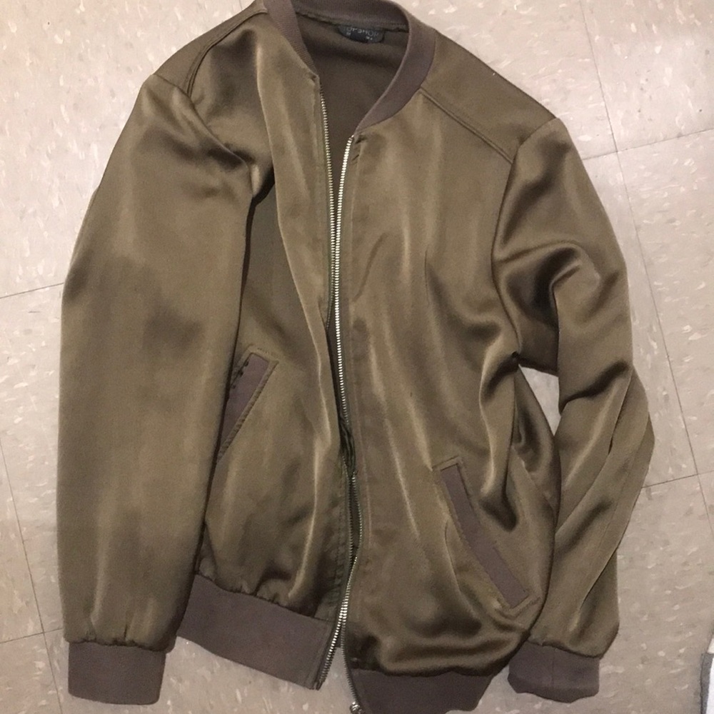 Lightweight jacket